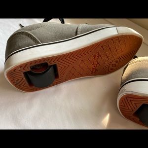 Heelys Shoes size 3 youth